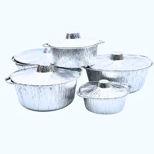 طناجر قصدير صغيرة